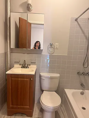 Rented by Aimee Grodanz, LREB | media 9