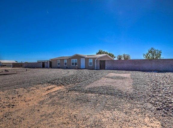 3rd image of 10863 W Hilltop Dr