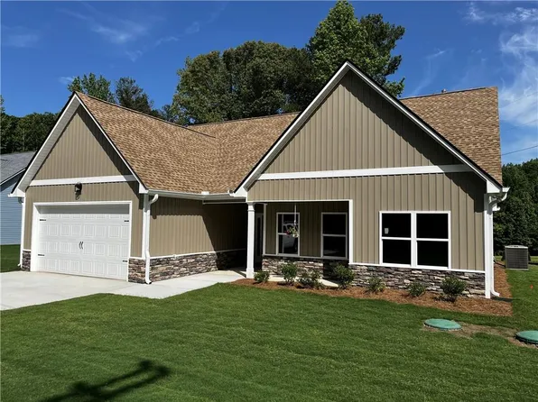 1932 Cochran Ridge Rd, Hiram, GA 30141