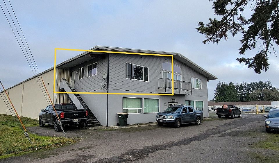 1st image of 1709 Van Wormer St #1
