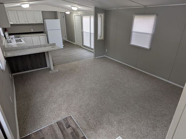 1219 W Skyline Dr #33, Madison, IN 47250