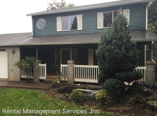 14405 SE Center St, Portland, OR 97236