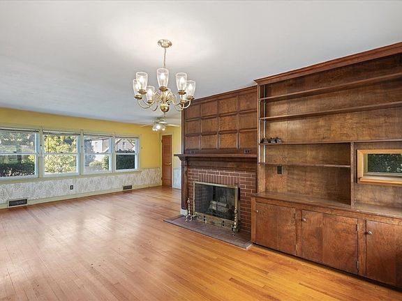 5th image of 4 Oakhurst Rd