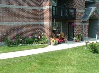 S75W16650 Jacob Ct, Muskego, WI 53150