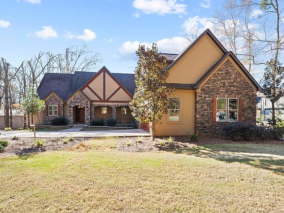 2nd image of 324 W River Bend Dr