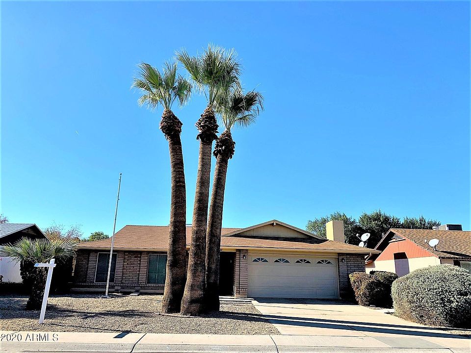1st image of 8028 N 106th Ave