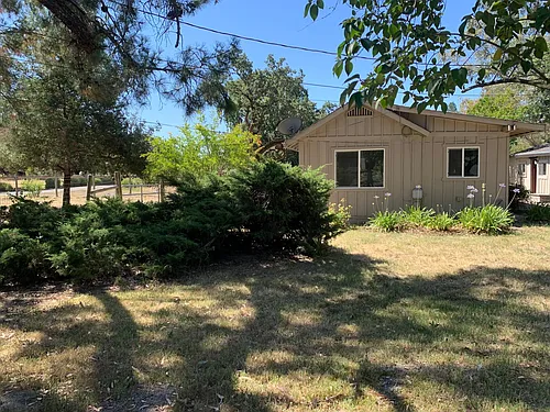1850 Reiman Ln Photo 1