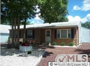 209 Clipper Rd, Manahawkin, NJ 08050