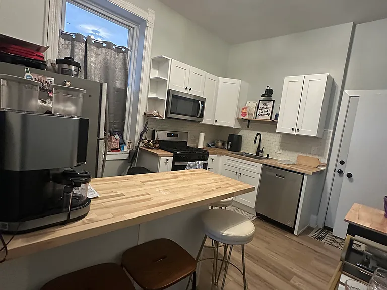 1628 W Ohio St #1F — Photo 8