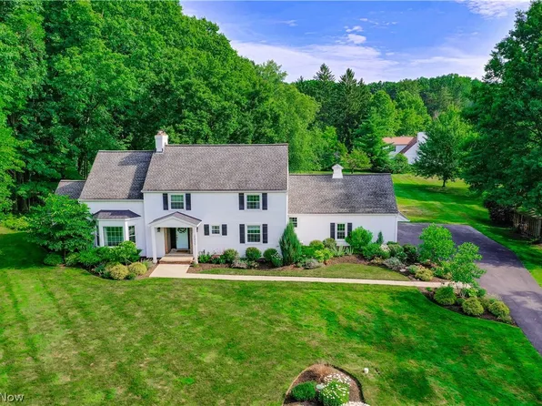 35845 Jackson Rd, Moreland Hills, OH 44022
