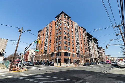 4301 Park Ave #6D Photo 1