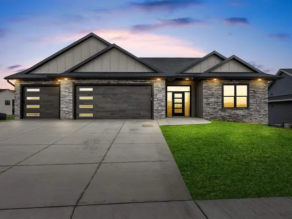 628 Rock Ridge Rd, Tiffin, IA 52340