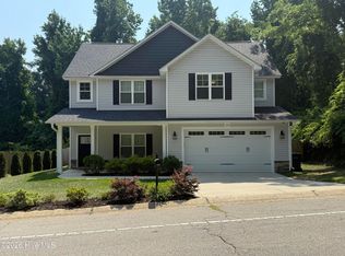 406 Ames St, Fayetteville, NC 28301