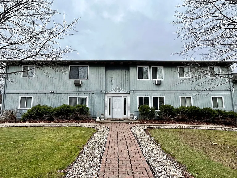 1010 Sawyer Dr — Photo 17