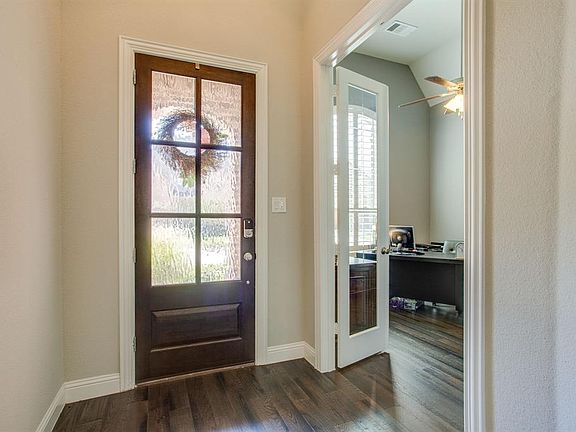 4th image of 1521 Trinidad Way
