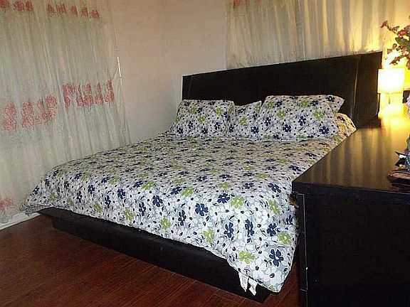 5th image of 555 SE 8th St APT 249