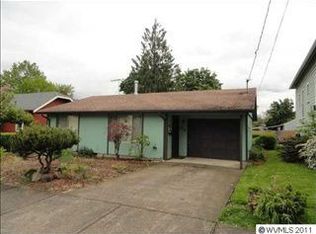 516 21st St NE, Salem, OR 97301