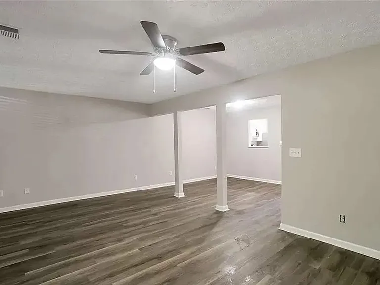 3833 Waldrop Ln — Photo 13