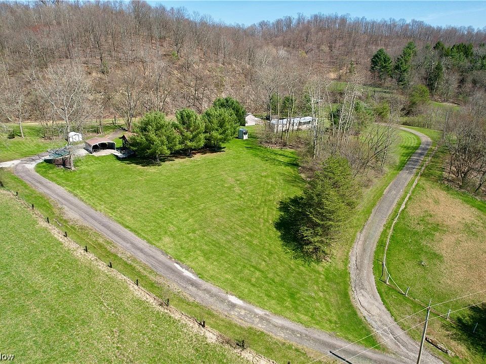 6743 Fox Valley Rd SE APT A, Gnadenhutten, OH 44629 Zillow
