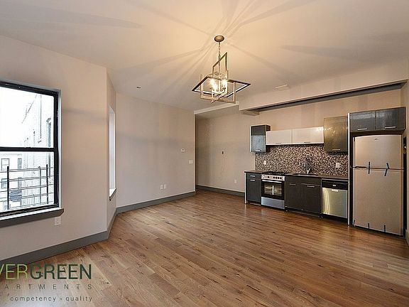 2nd image of 1059 Bergen St #101