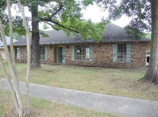 1843 Tudor Dr, Baton Rouge, LA 70815
