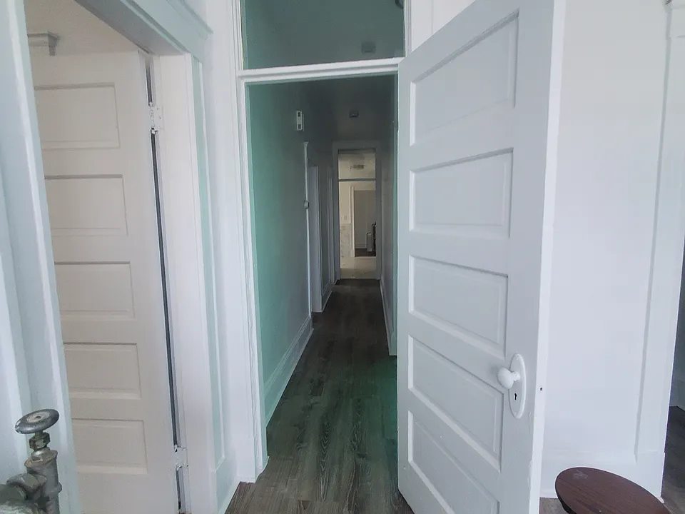 12 Chestnut Hill Ave