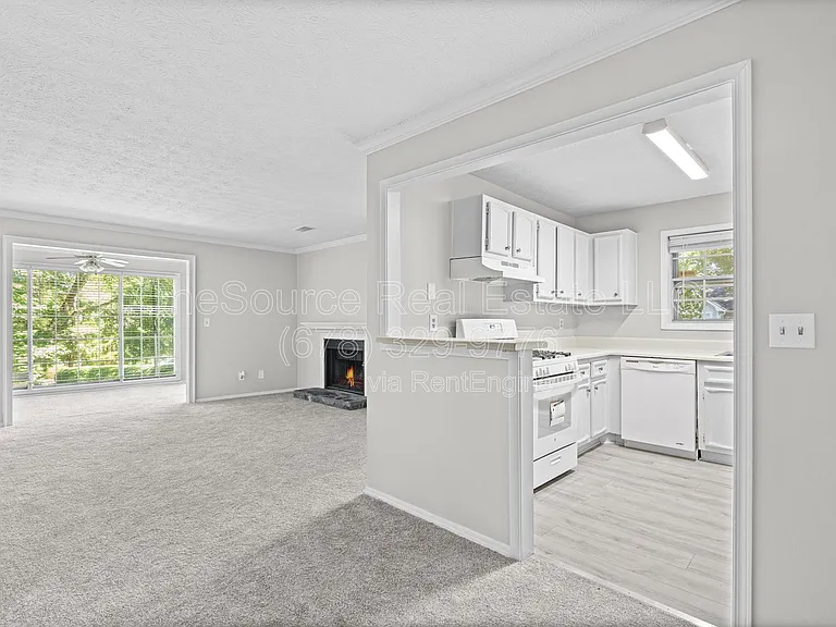 1907 Countryside Pl SE — Photo 12