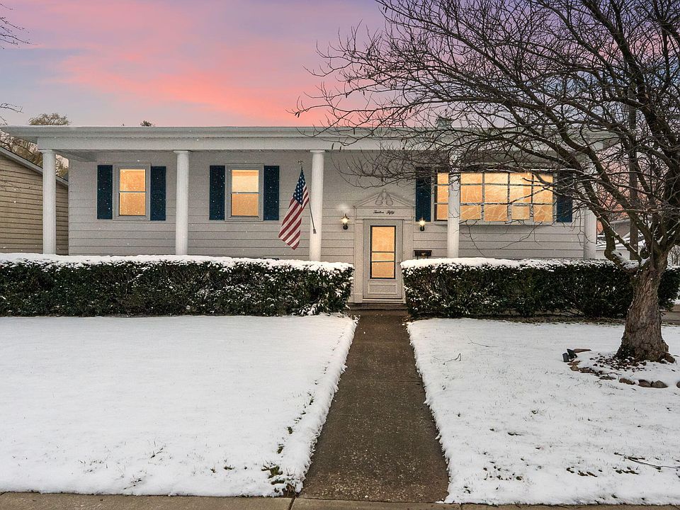 1st image of 1250 N Rensselaer Ct