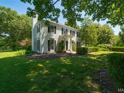 1 E Weldon Spring Heights Dr, Saint Charles, MO, 63304