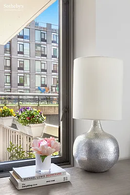 Sold by Sotheby's International Realty | media 9