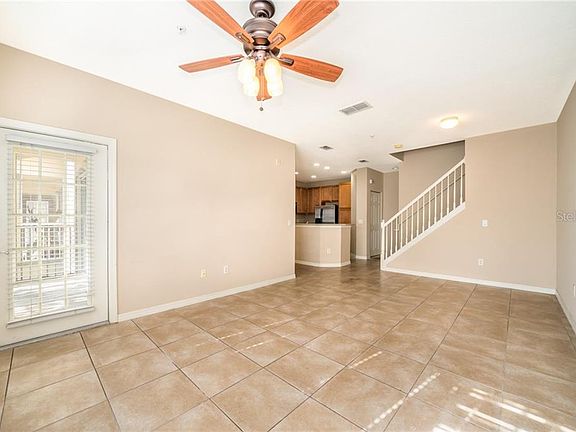 3rd image of 2406 Grand Central Pkwy APT 10