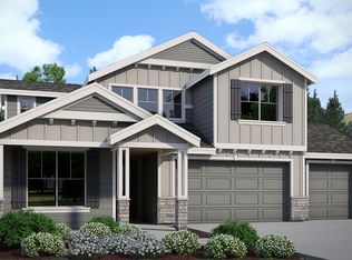 906 Rainier Loop, Mount Vernon, WA 98274