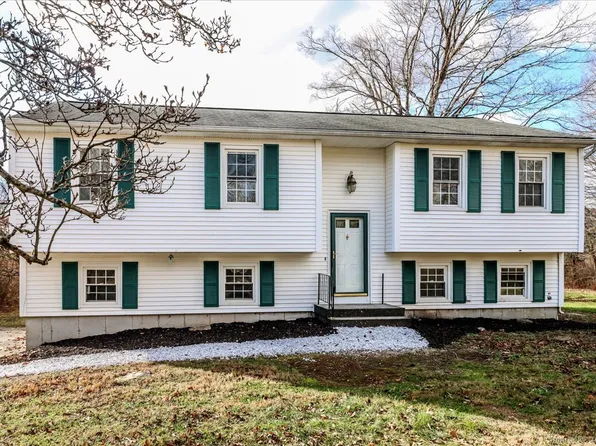 27 Meadowland Drive, New Milford, CT 06755