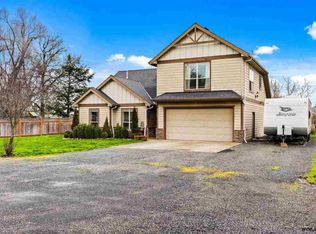 1212 Linn Way, Brownsville, OR 97327