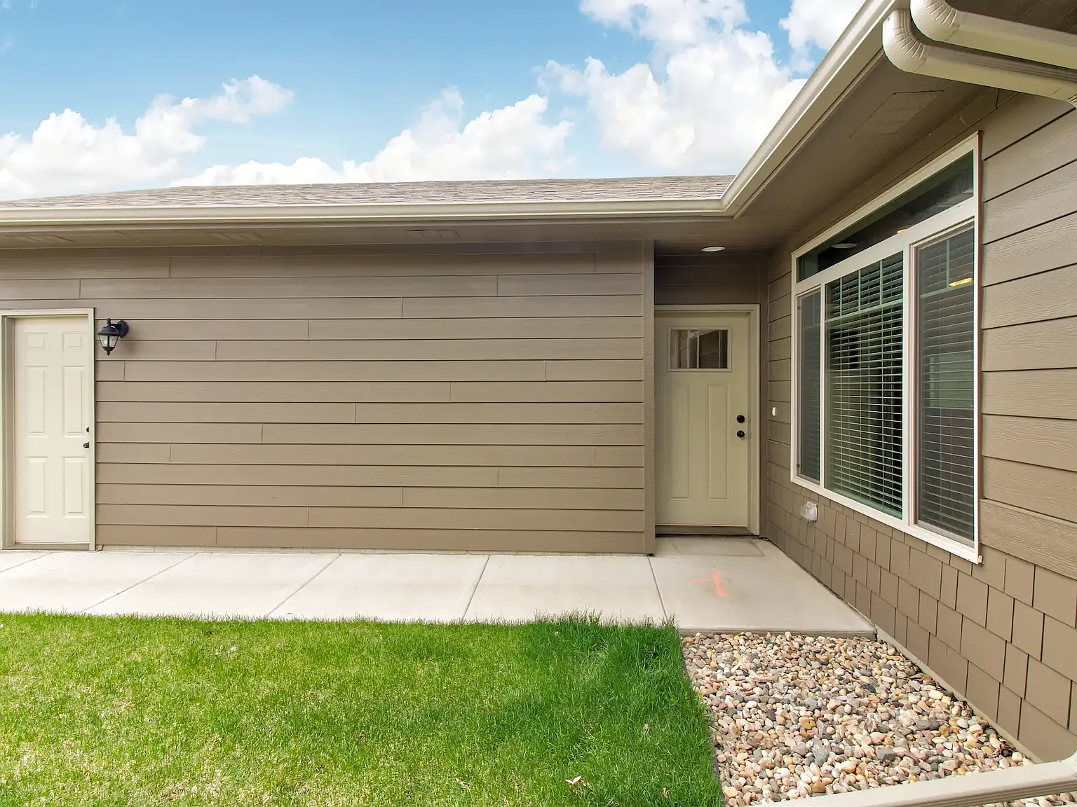 Lobelia Townhomes — Photo 4
