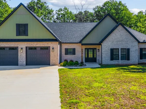 336 Somerset Dr, Appomattox, VA 24522