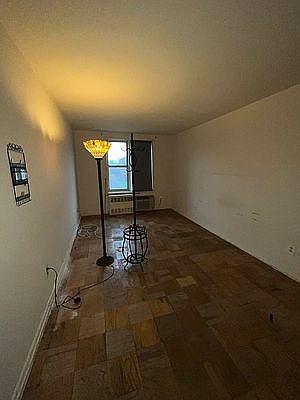 5th image of 27 Ebbitts St #4U
