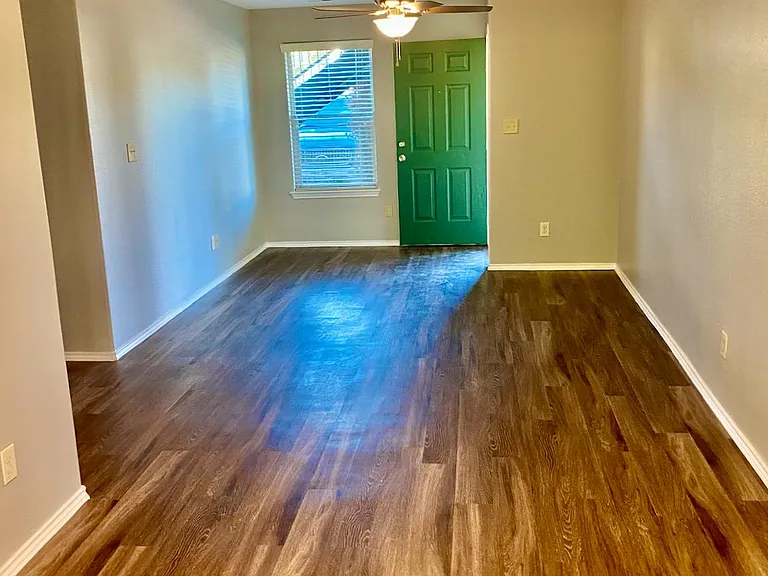 1875 W Thompson Pl #2102 — Photo 5
