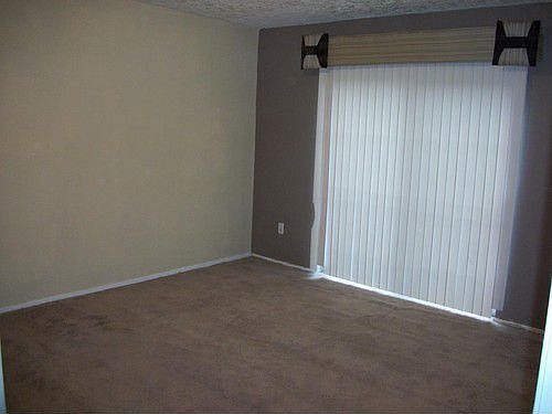 3rd image of 146 Goodson Dr #146