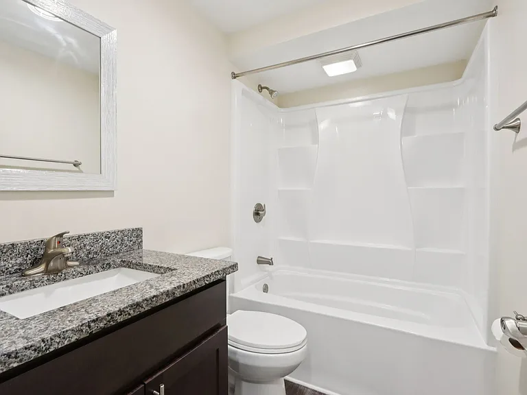 Crystal Lake Apartments — Photo 20