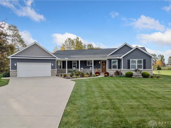 112 Brookshire Way, Mount Orab, OH 45154