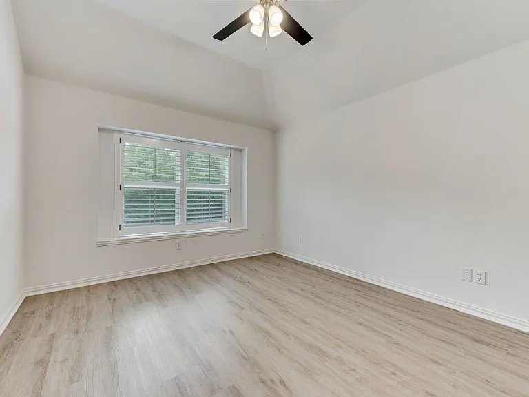 4008 Daden Oaks Dr — Photo 16