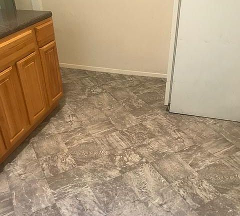 3rd image of 1876 W 9th St #2R