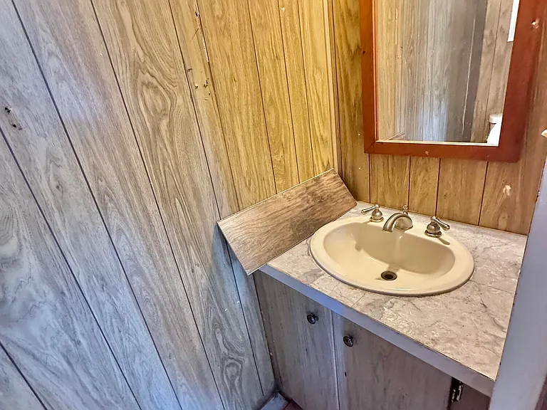1490 N John Adams St — Photo 30