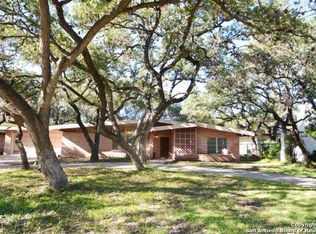 8807 Oak Ledge Dr, San Antonio, TX 78217