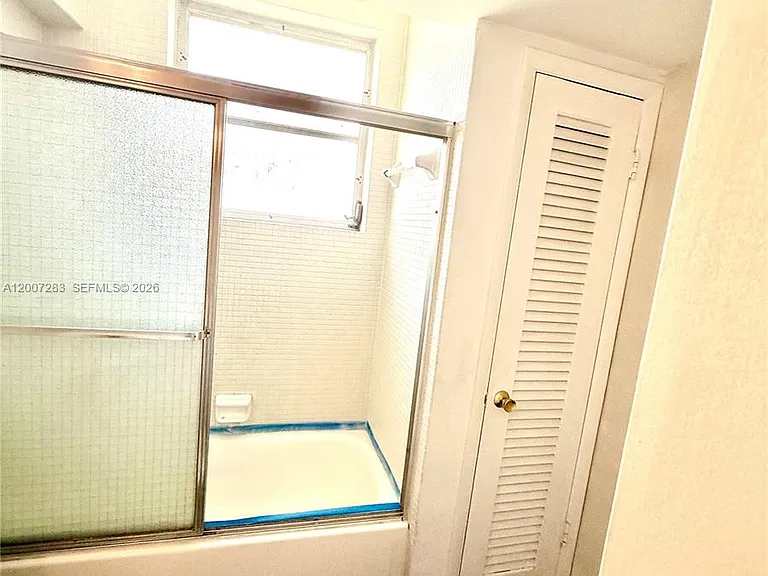 1591 NE Miami Gardens Dr #205 — Photo 28