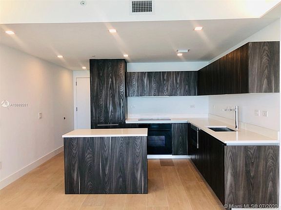 3rd image of 3131 NE 7th Ave Unit 2505