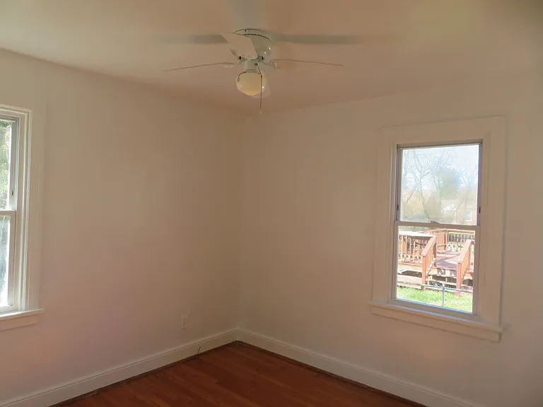 1118 Jett Ave — Photo 8
