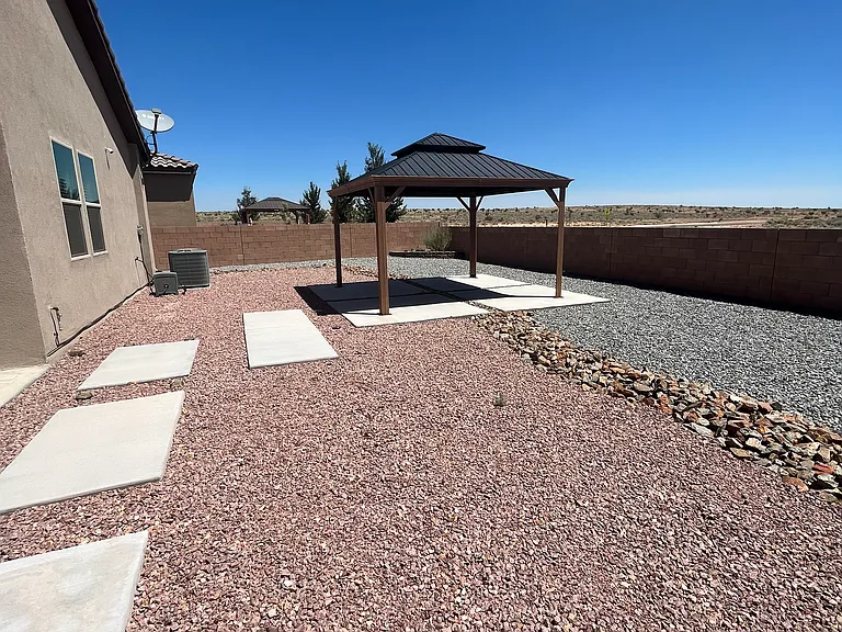 4489 Skyline Loop NE — Photo 13