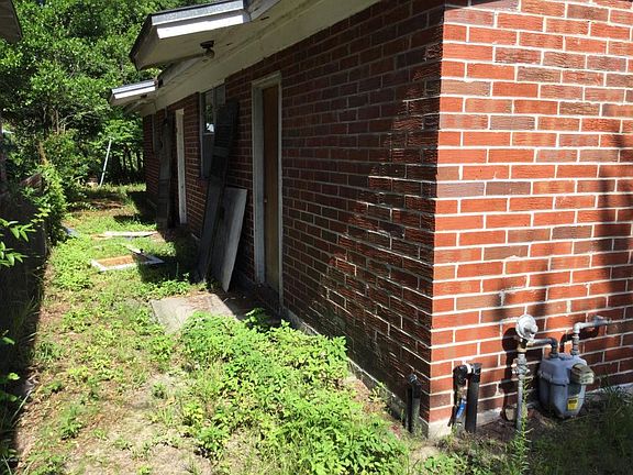 2nd image of 2580 Orion St